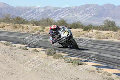 media/Dec-04-2025-Racers Edge (Thu) [[5ebc9f124d]]/3-B Group/3-Session 2 (Turn 7 Inside)/